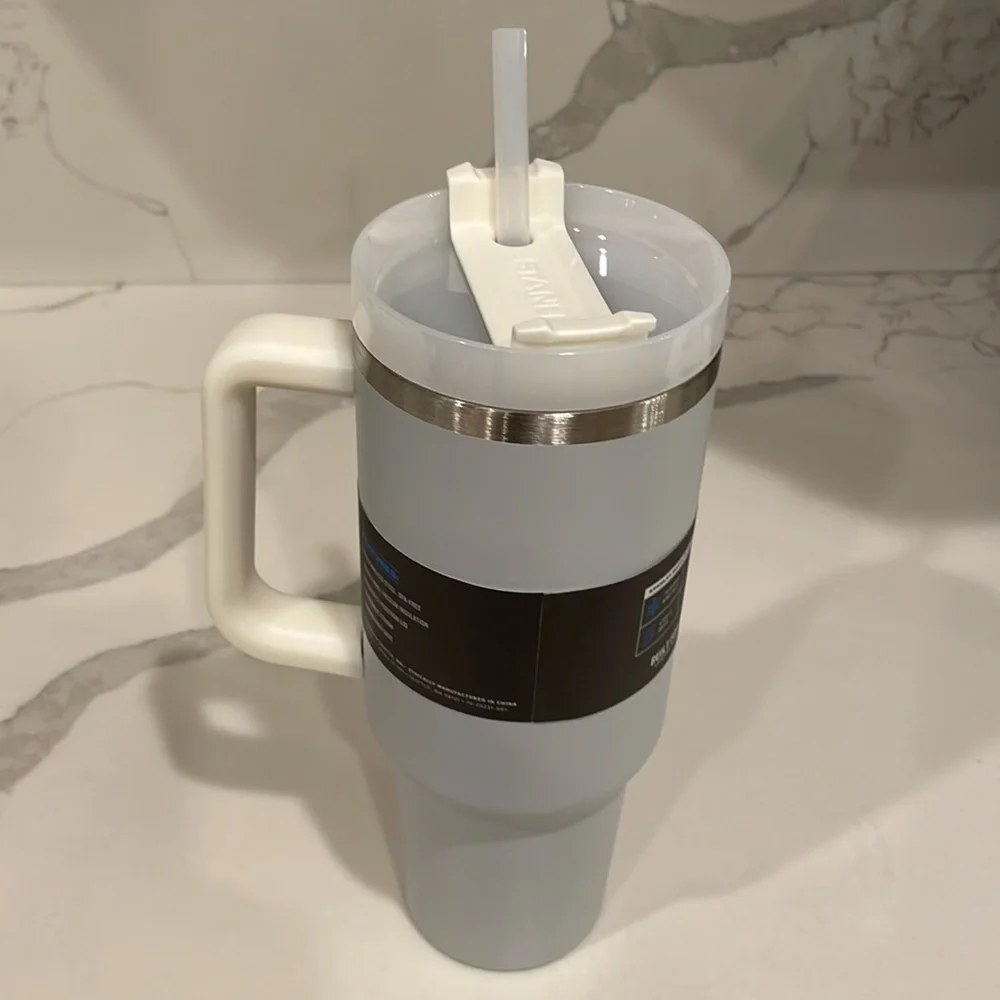 Stanley - GRANITE (Gray) - 40 oz ‘OG’ Adventure Quencher Travel Tumbler  - NWT!